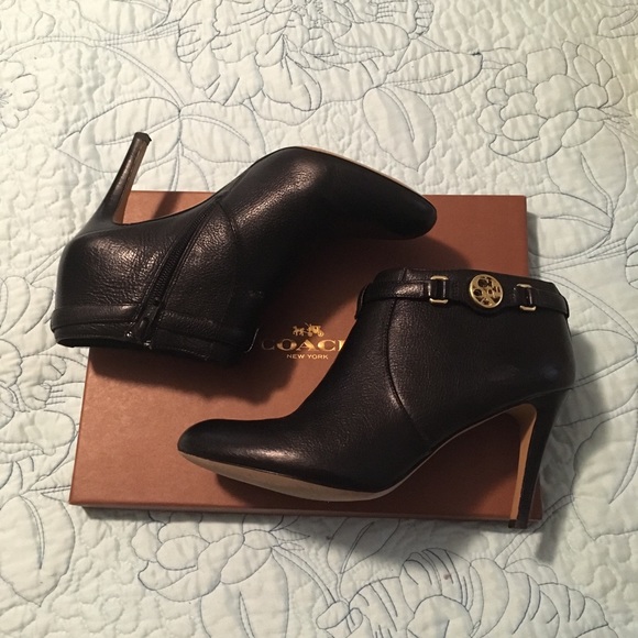 Coach booties - Picture 3 of 7